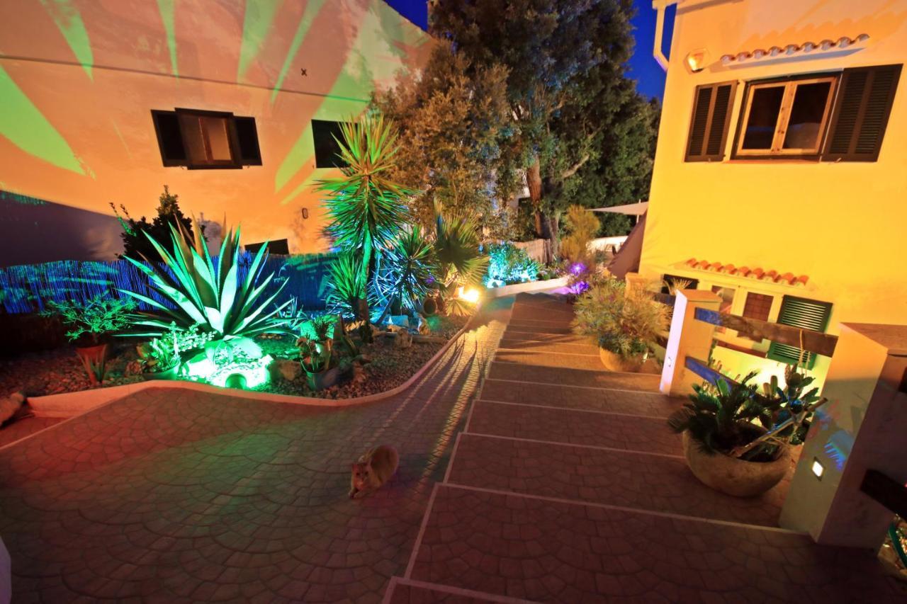 Wunderschoenes Kleines Apartment Fuer 2 Personen Mit Idylischen Blick Ins Gruene Cala Galdana  Exterior foto